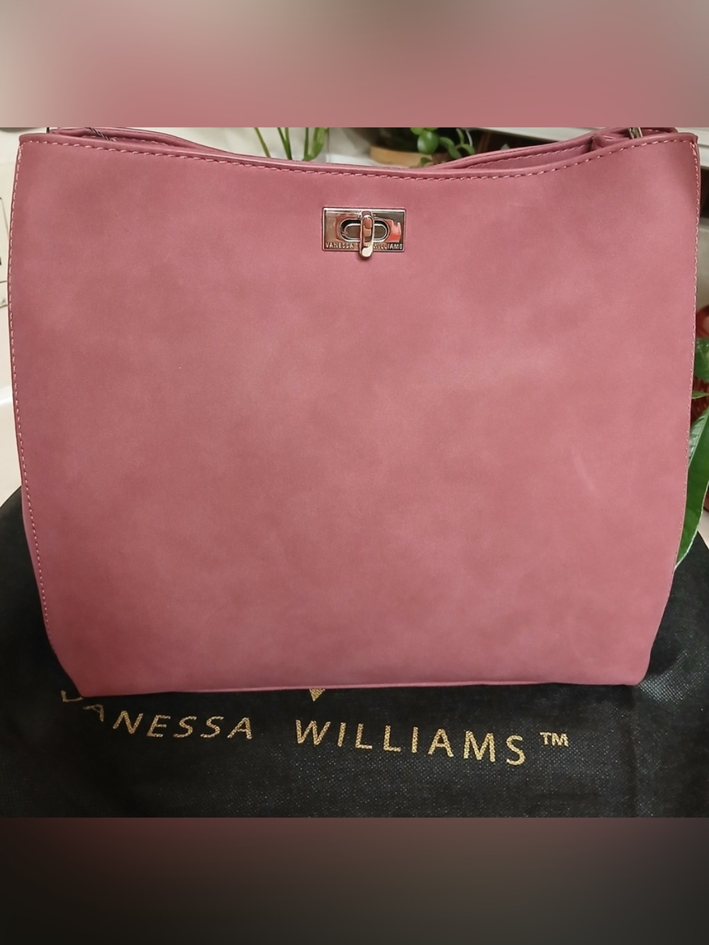 New Vanessa Williams posh Hobo bag